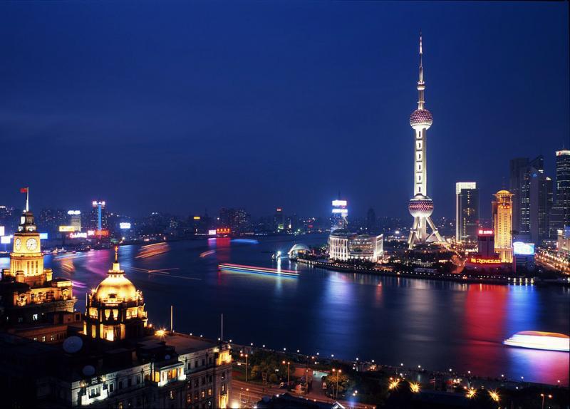 Night view of Oriental Pearl TV Tower and the Bund,Shanghai China