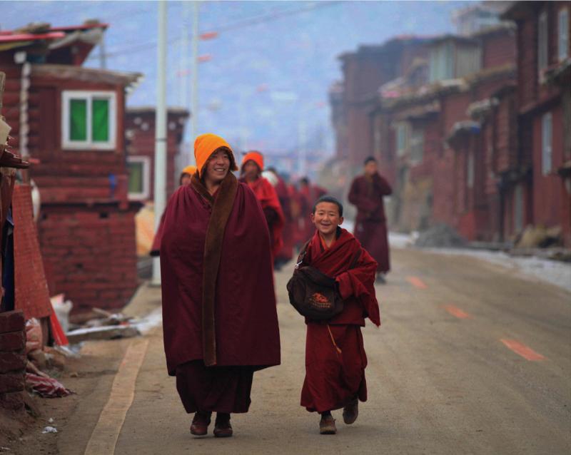 Monks in Wuming Tibetan Buddhist Institute