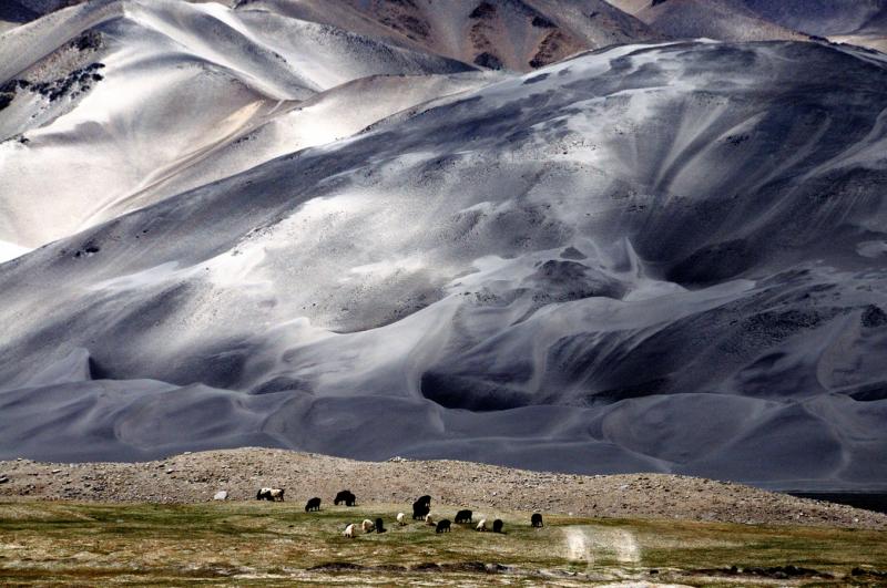 White Sand Mountain in Xinjiang